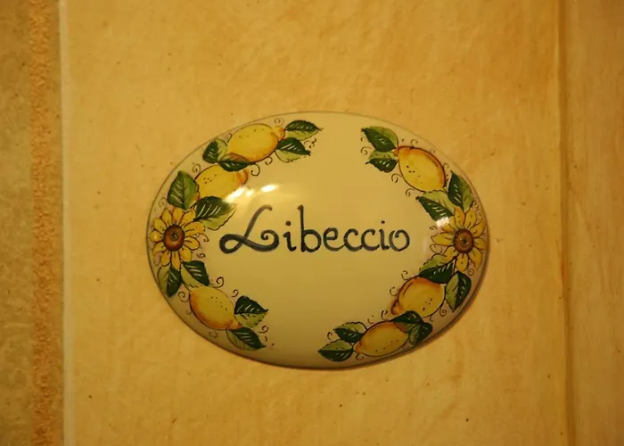 Cali Nitta Bed & Breakfast 3*